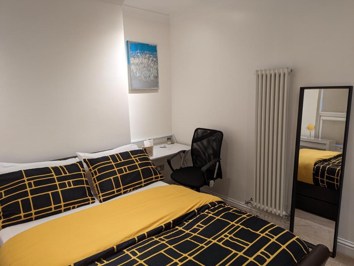 Fully-Equipped Flat In The City Of London Exterior photo